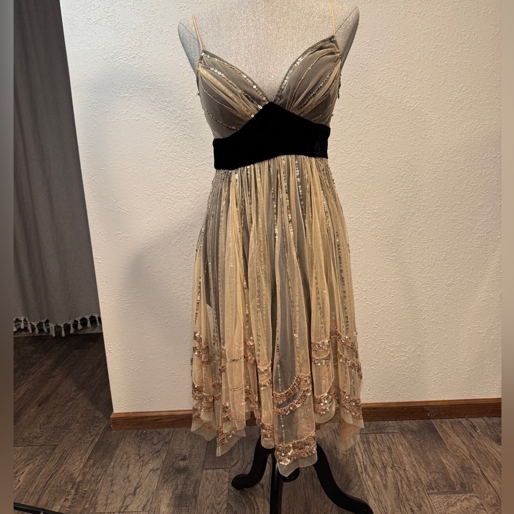 Mac Duggal Couture Gold and Black Sequin Midi Dress w side zip